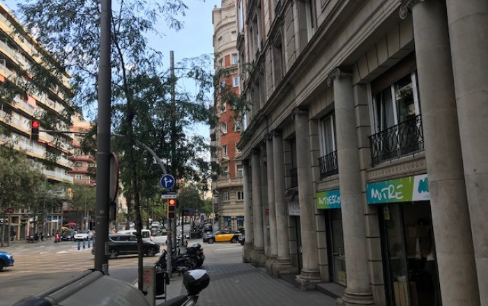 Traspaso - Bar Restaurante -
Barcelona - Eixample