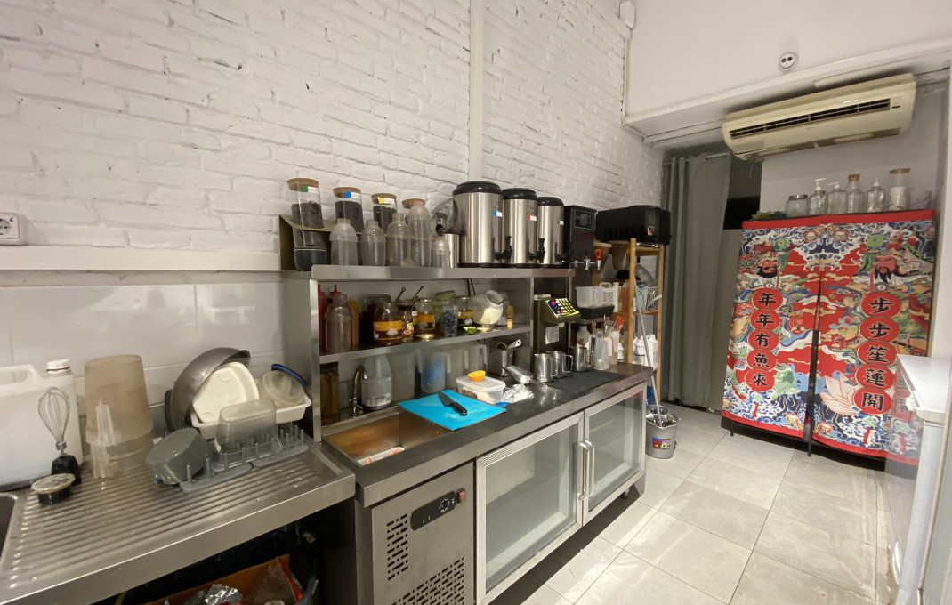 Venta - Local comercial -
Barcelona - Sagrada familia