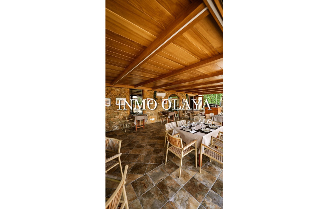 Traspaso - Restaurante -
Begur