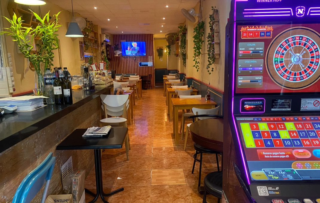 Traspaso - Restaurante -
Barcelona - Sants