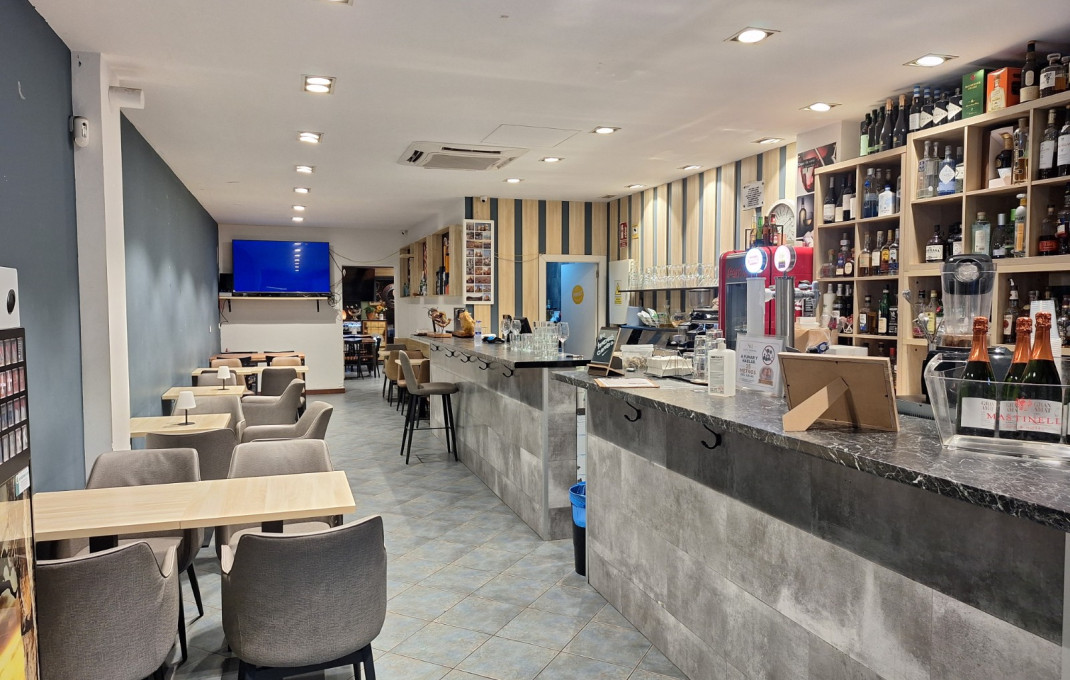 Traspaso - Bar Restaurante -
Barcelona - Eixample Derecho