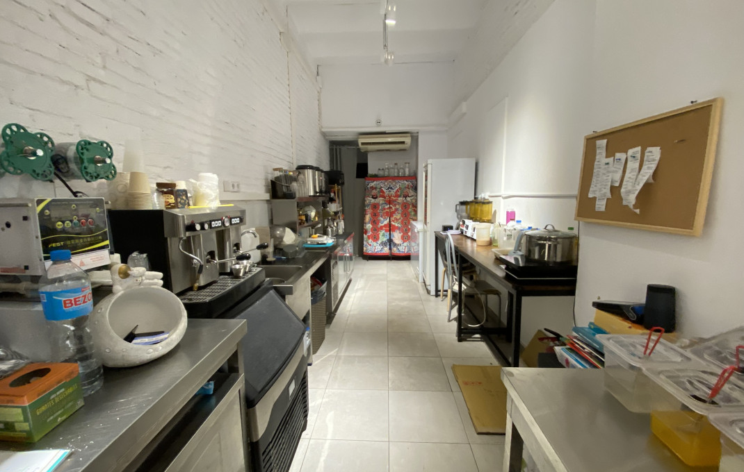 Venta - Local comercial -
Barcelona - Sagrada familia