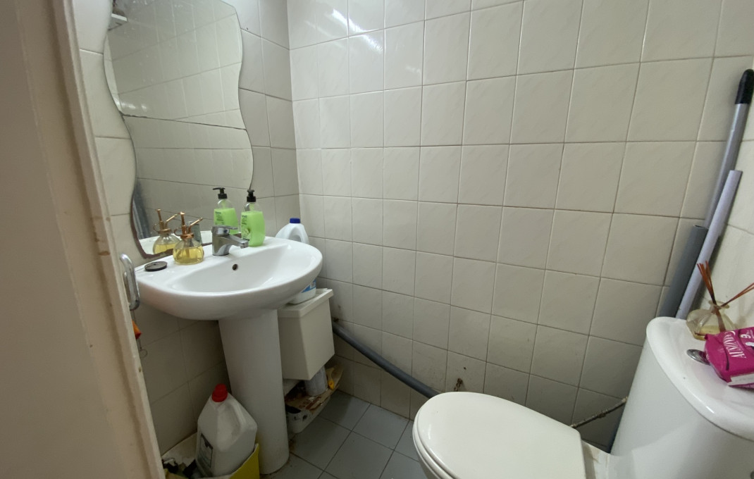 Venta - Local comercial -
Barcelona - Sagrada familia