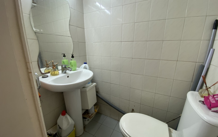 Venta - Local comercial -
Barcelona - Sagrada familia