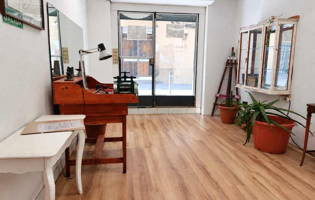 Traspaso - Local comercial -
Barcelona - Gràcia