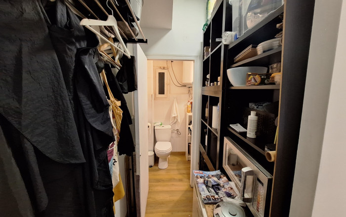 Traspaso - Peluquerias y Estetica -
Barcelona - Eixample Derecho