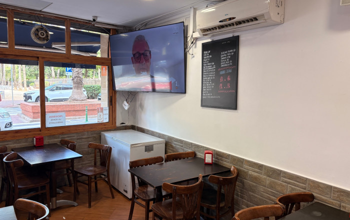 Traspaso - Bar-Cafeteria -
El Prat de Llobregat