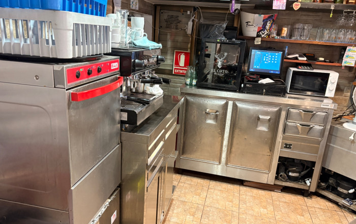 Traspaso - Bar-Cafeteria -
El Prat de Llobregat