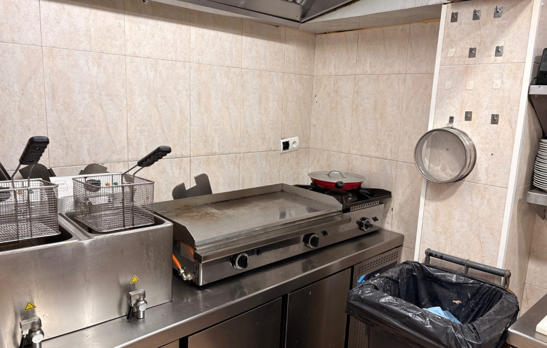 Traspaso - Bar-Cafeteria -
El Prat de Llobregat