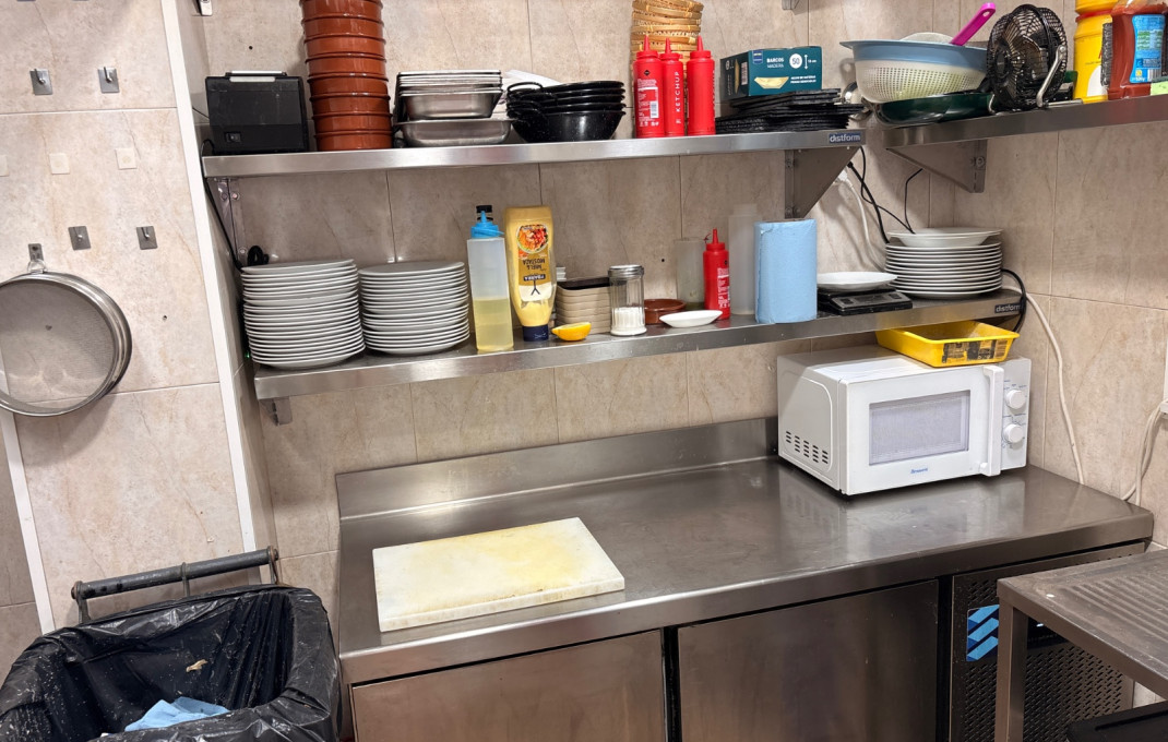 Traspaso - Bar-Cafeteria -
El Prat de Llobregat