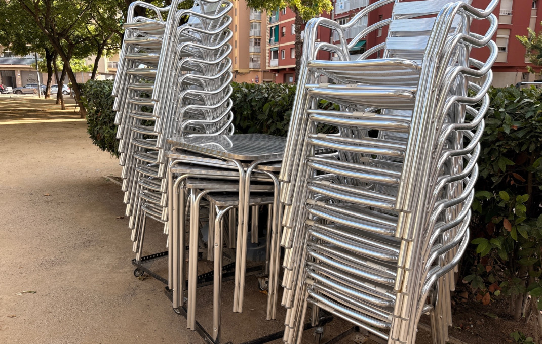 Traspaso - Bar-Cafeteria -
El Prat de Llobregat