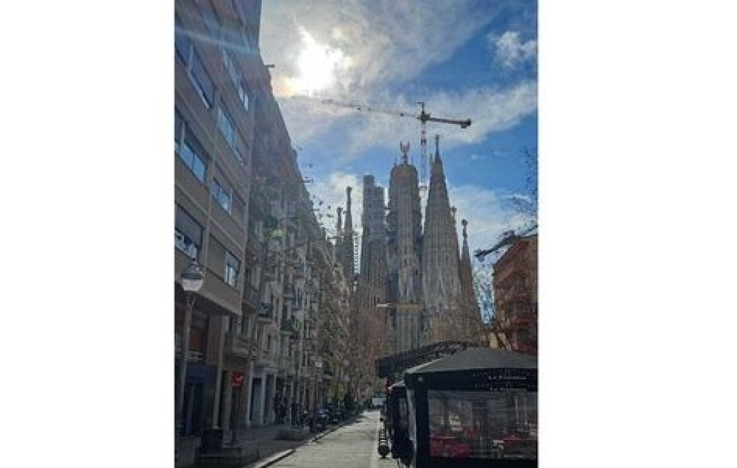 Venta - Local comercial -
Barcelona - Sagrada familia