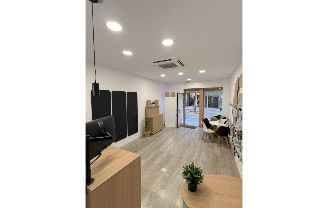 Transfert - Local comercial -
Barcelona - Sant Andreu