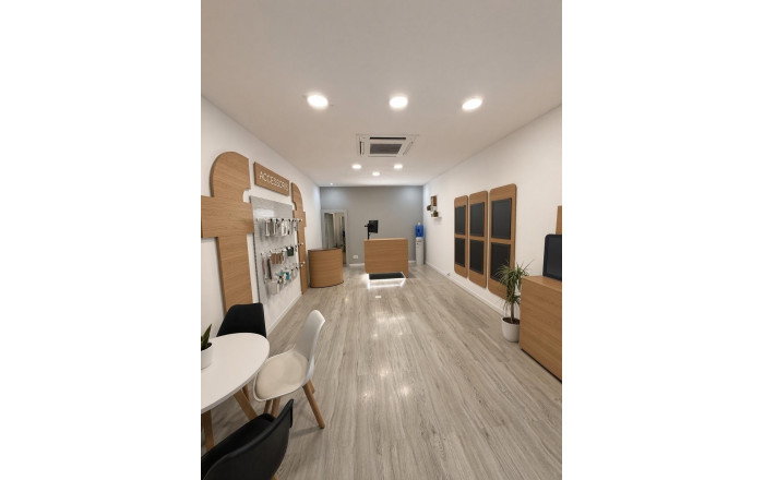 Transfert - Local comercial -
Barcelona - Sant Andreu