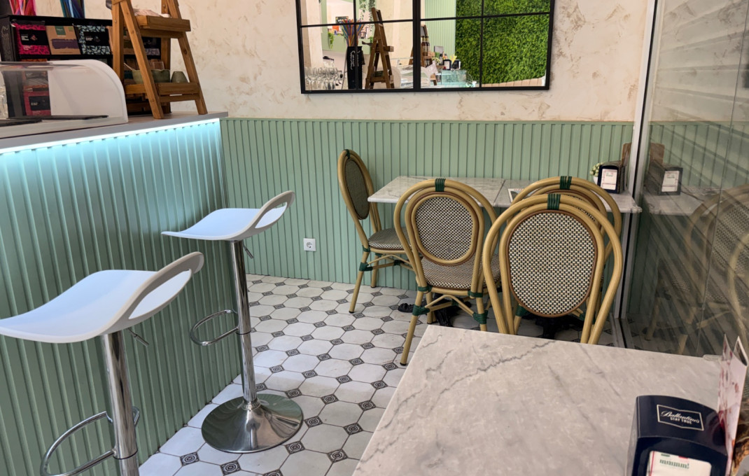 Traspaso - Cafeteria -
Viladecans