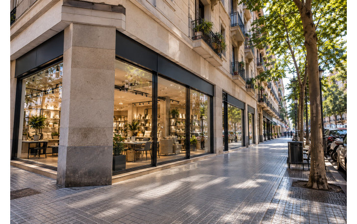 Venta en rentabilidad - Local comercial -
Barcelona - Sants
