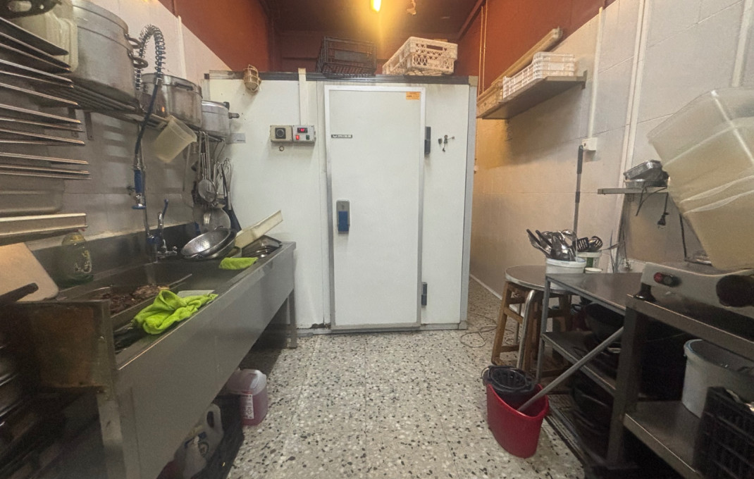 Transfert - rôtissoire -
Horta - Guinardó