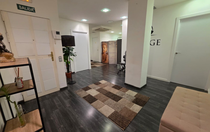 Transfert - Peluquerias y Estetica -
Barcelona - Eixample Izquierdo