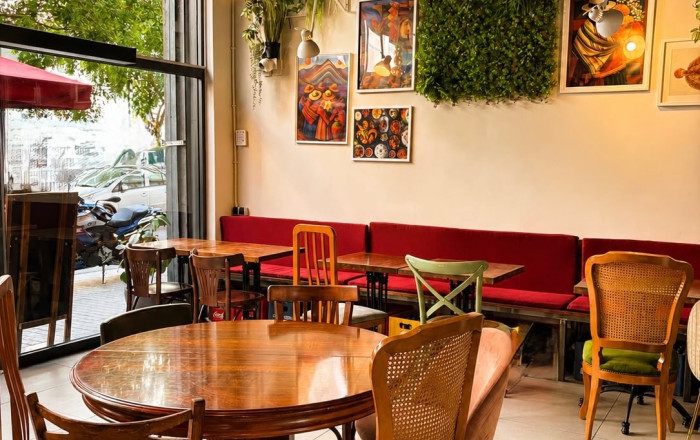 Transfert - Bar Restaurante -
Barcelona - Sants