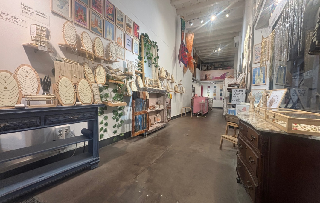 Transfert - Tiendas -
Barcelona - Borne-centro