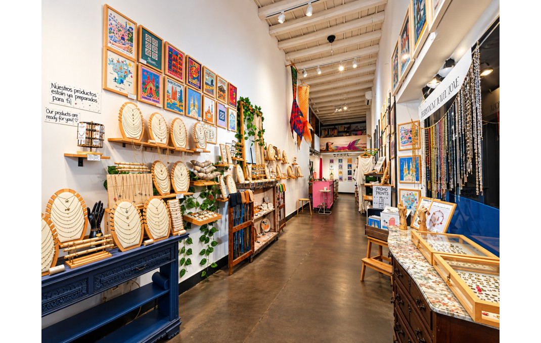 Transfert - Tiendas -
Barcelona - Borne-centro