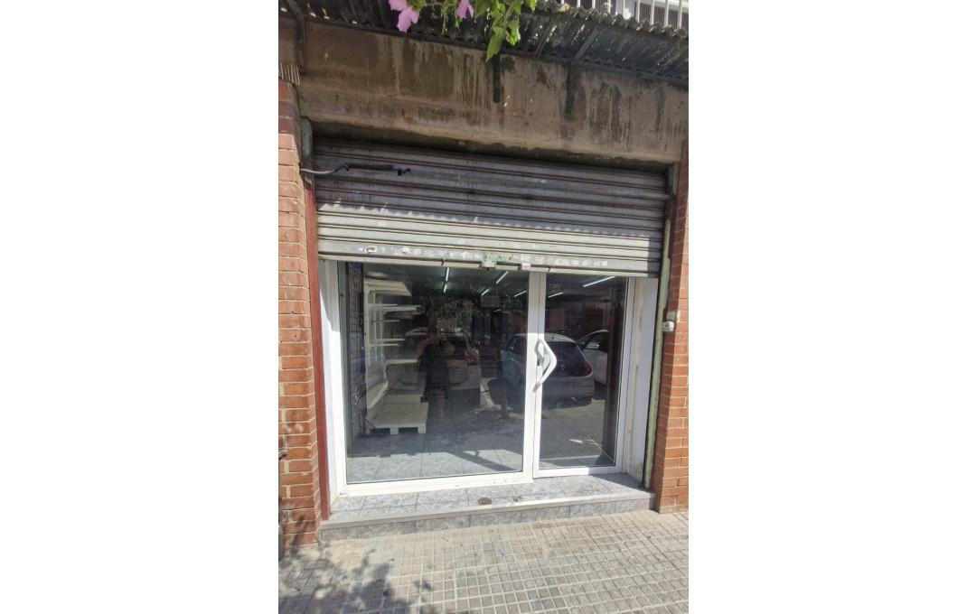 Revente - Local comercial -
Sant Feliu