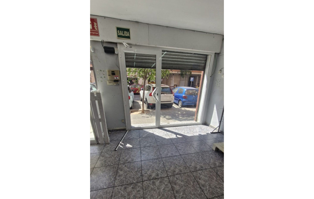 Revente - Local comercial -
Sant Feliu