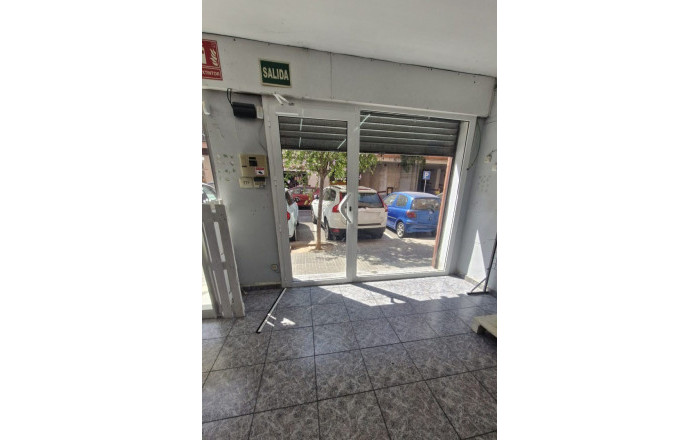 Revente - Local comercial -
Sant Feliu