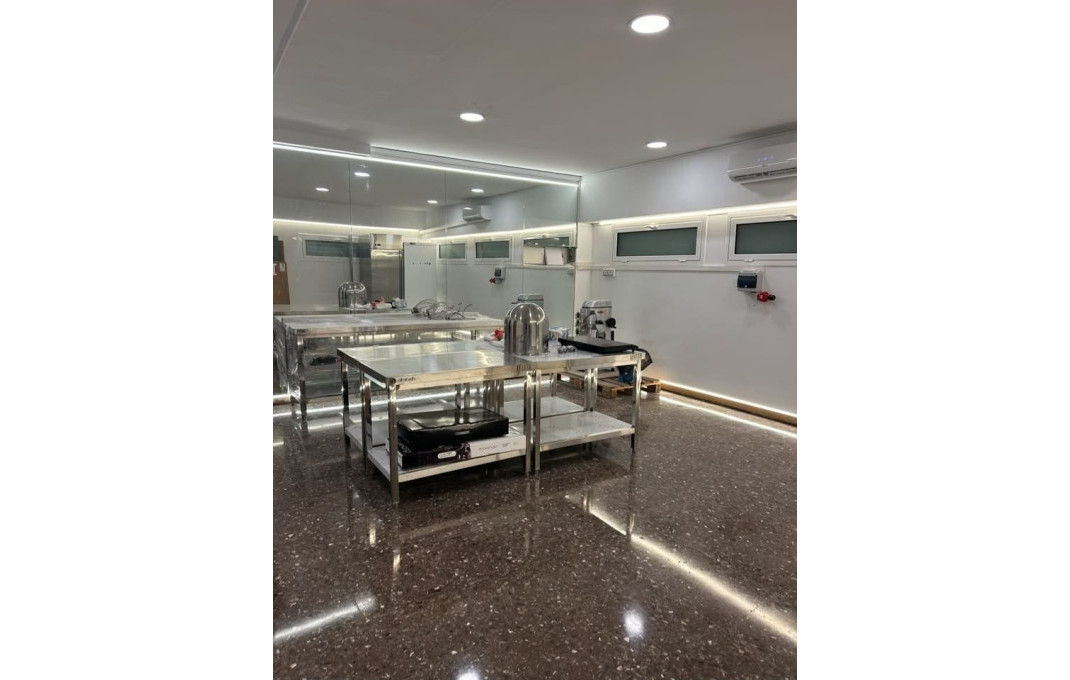 Traspaso - Cafeteria -
Castelldefels