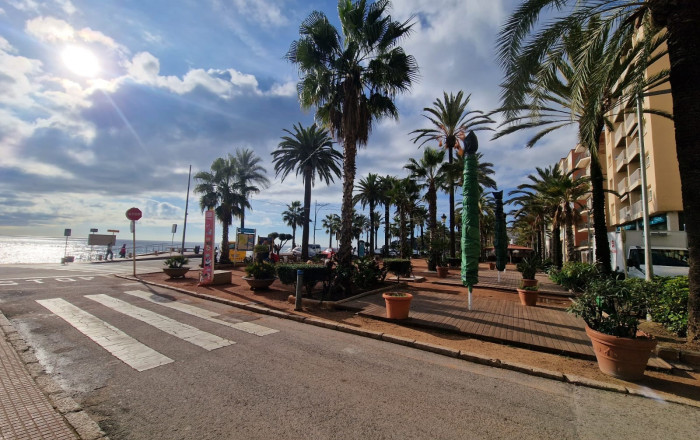 Venta - Finca - Hoteles -
Sant Feliu de Guíxols