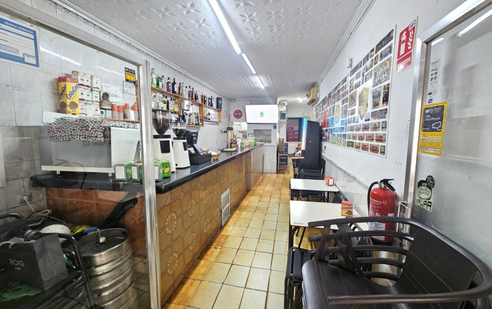 Traspaso - Licencia C2 -
Barcelona - Santa Coloma De Gramanet