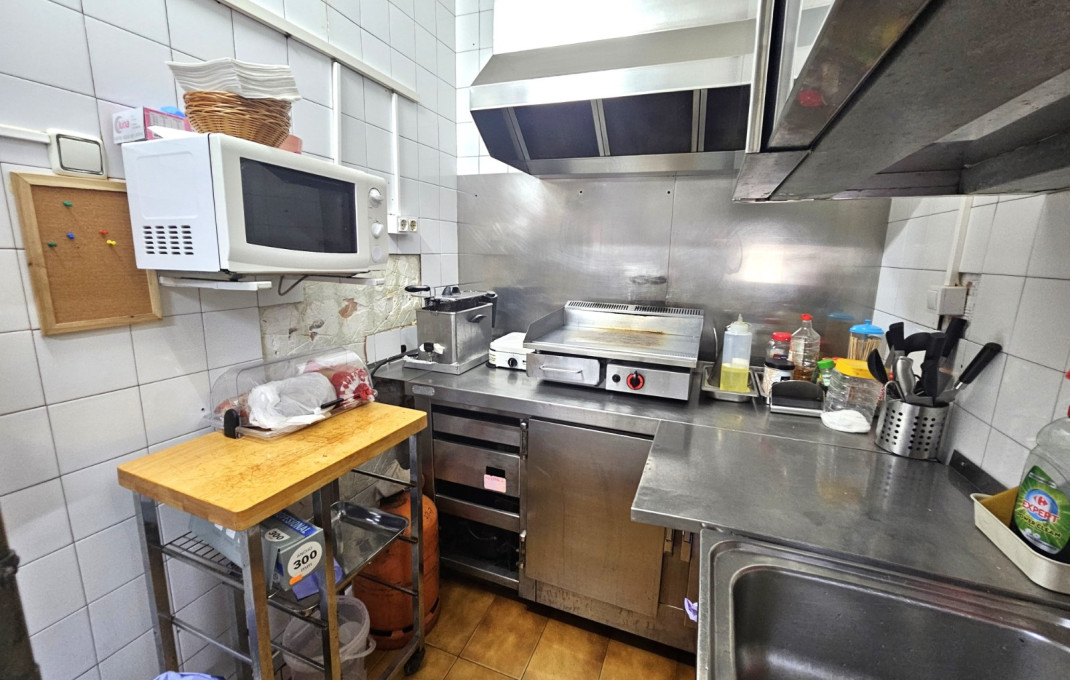 Traspaso - Licencia C2 -
Barcelona - Santa Coloma De Gramanet