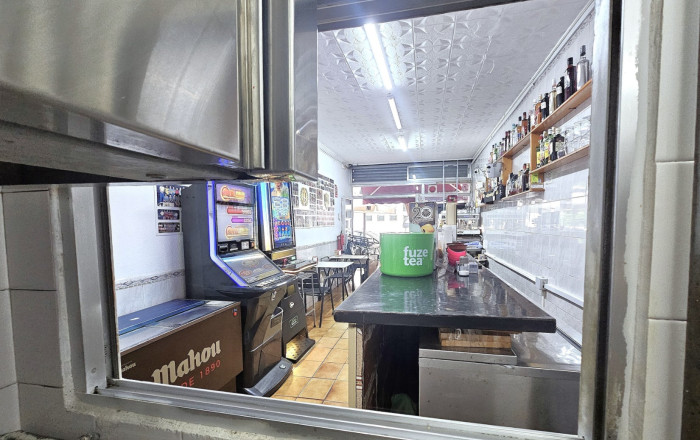 Traspaso - Licencia C2 -
Barcelona - Santa Coloma De Gramanet