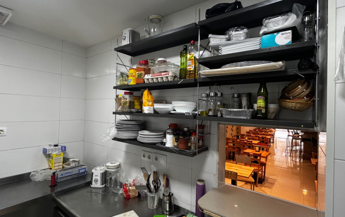 Traspaso - Bar-Cafeteria -
Sant Feliu