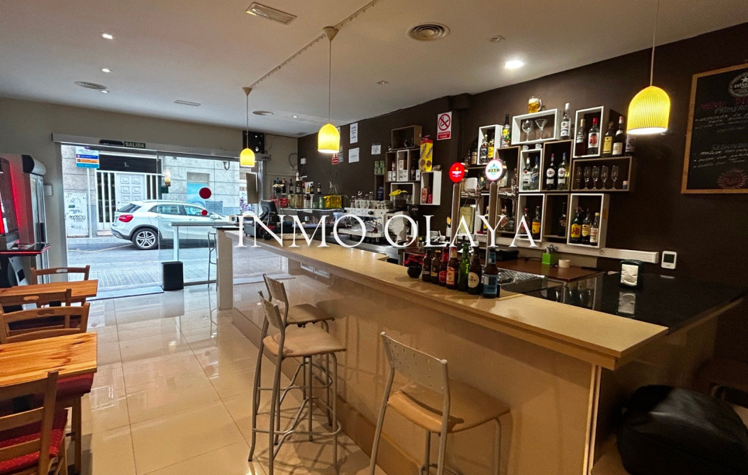 Traspaso - Bar-Cafeteria -
Sant Feliu