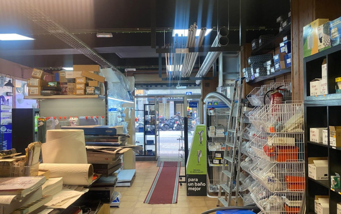 Traspaso - Tiendas -
Barcelona - Eixample Izquierdo Alto