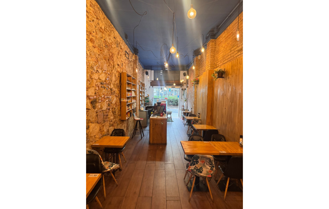 Traspaso - Restaurante -
Barcelona - Eixample Derecho