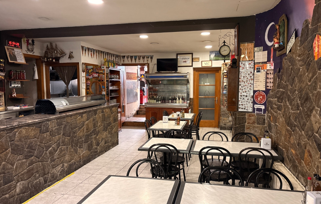 Traspaso - Bar Restaurante -
Collbató