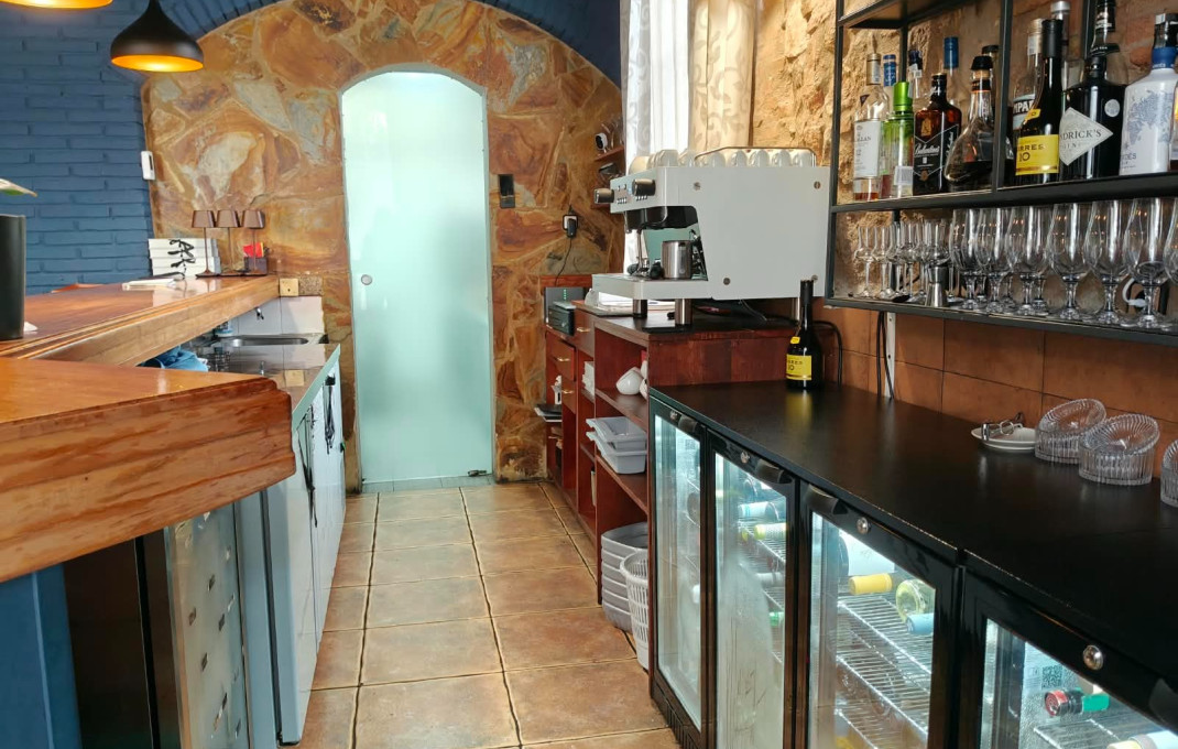 Traspaso - Restaurante -
Barcelona - Gràcia