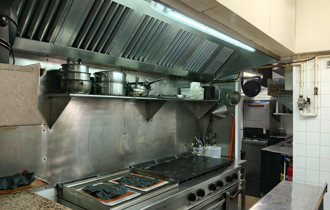 Traspaso - Restaurante -
Barcelona - Gràcia