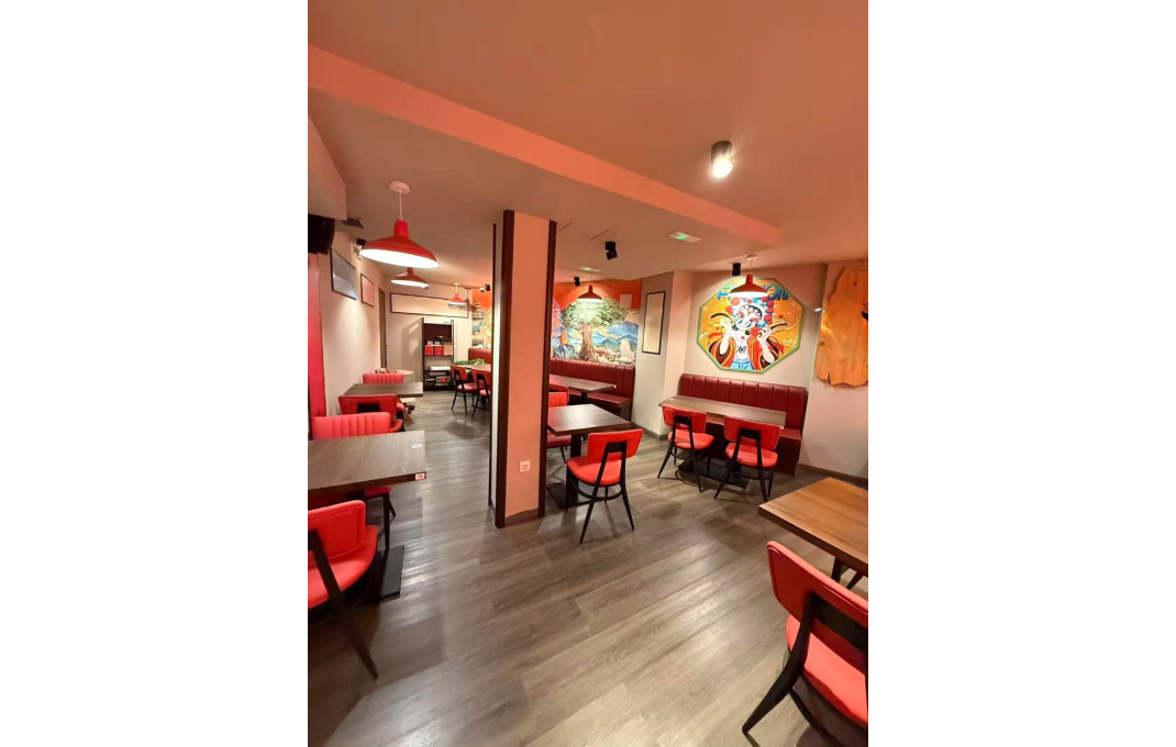 Traspaso - Restaurante -
Barcelona - Sant Martí