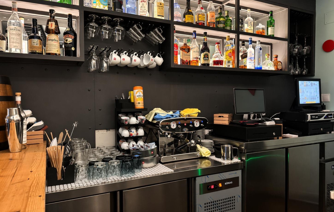 Traspaso - Bar Restaurante -
Barcelona - Sants
