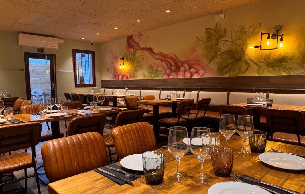 Traspaso - Bar Restaurante -
Barcelona - Sants