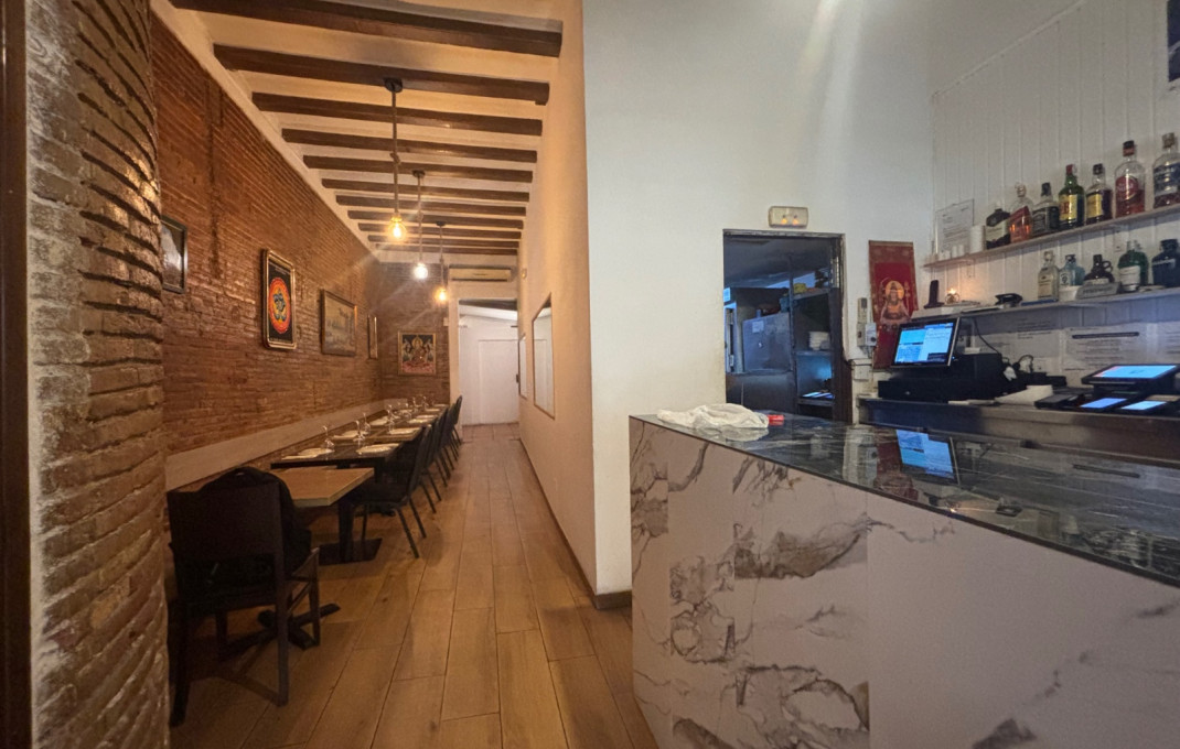 Traspaso - Bar Restaurante -
Barcelona - Eixample