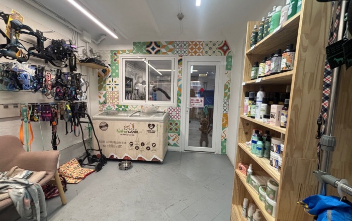 Traspaso - Tiendas -
Barcelona - Eixample Izquierdo