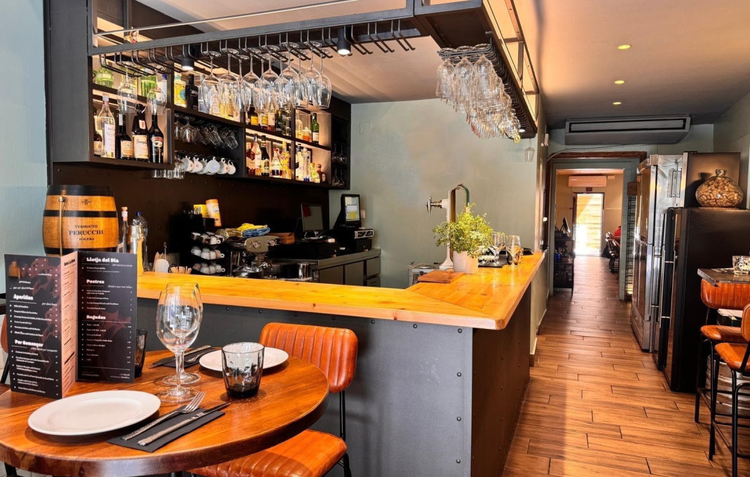 Traspaso - Bar Restaurante -
Barcelona - Sants