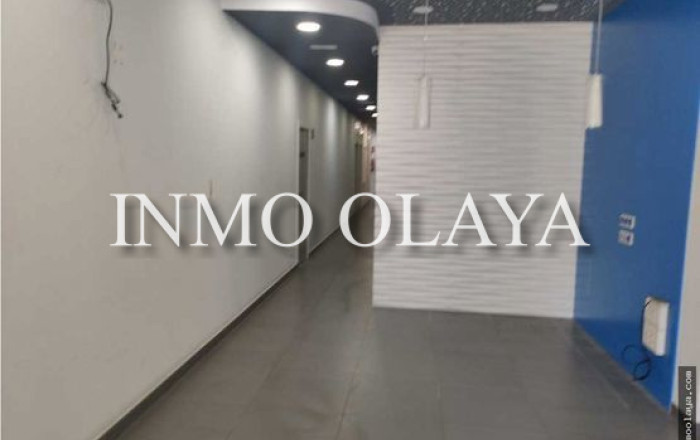 Venta - Local comercial -
Badalona - La Salut