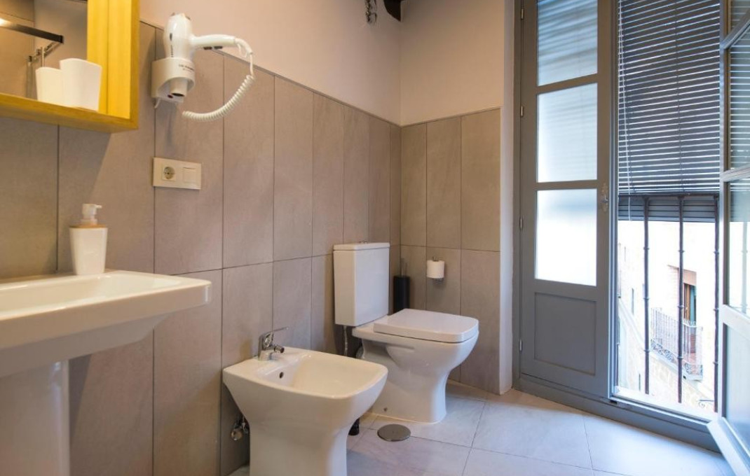 Venta - Apartahotel  -
Toledo