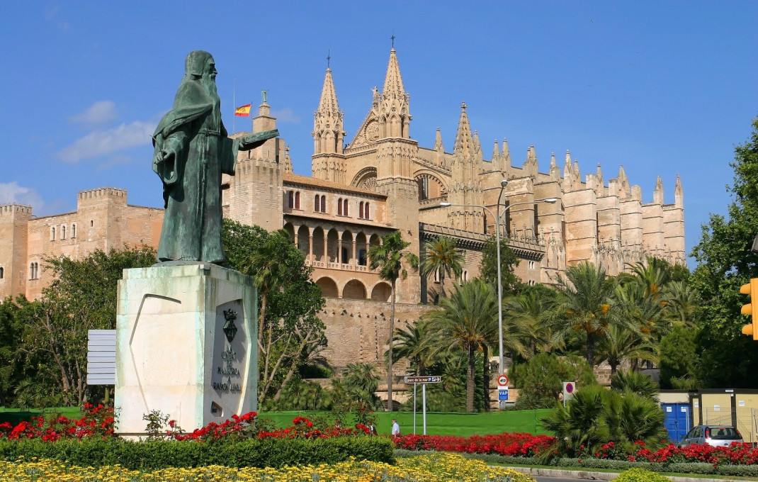 Venta - Apartahotel  -
Mallorca