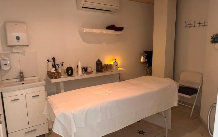 Traspaso - Peluquerias y Estetica -
Mataró - Via Europa - Parque Central